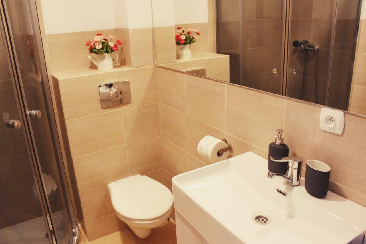 Nowe Apartamenty פוק מראה חיצוני תמונה